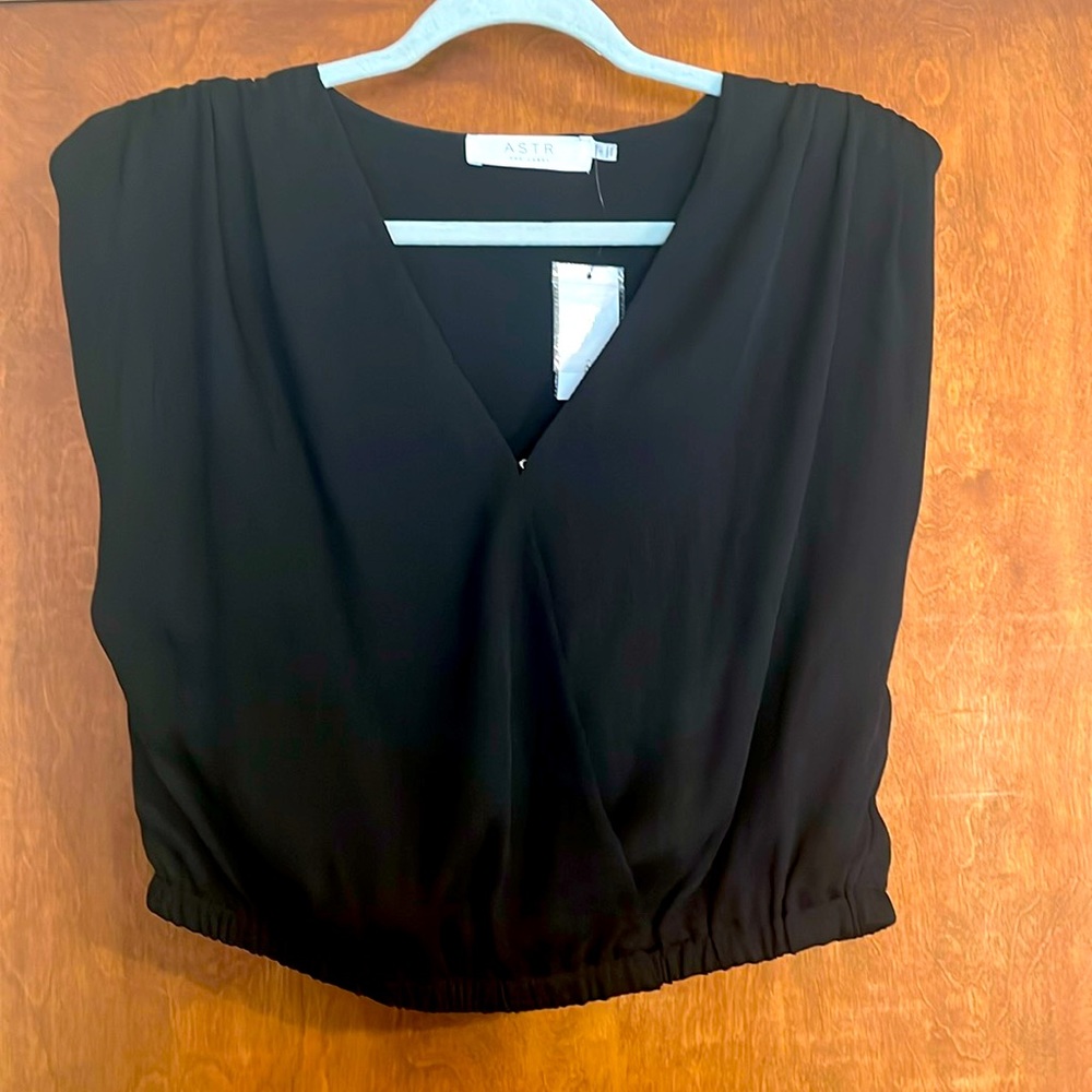 NWT Black Faux-Wrap Crop Top Sz L
